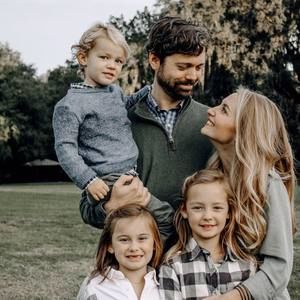 Meet your Posher, Caroline